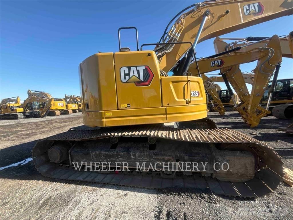 CAT 335 CF حفارات زحافة