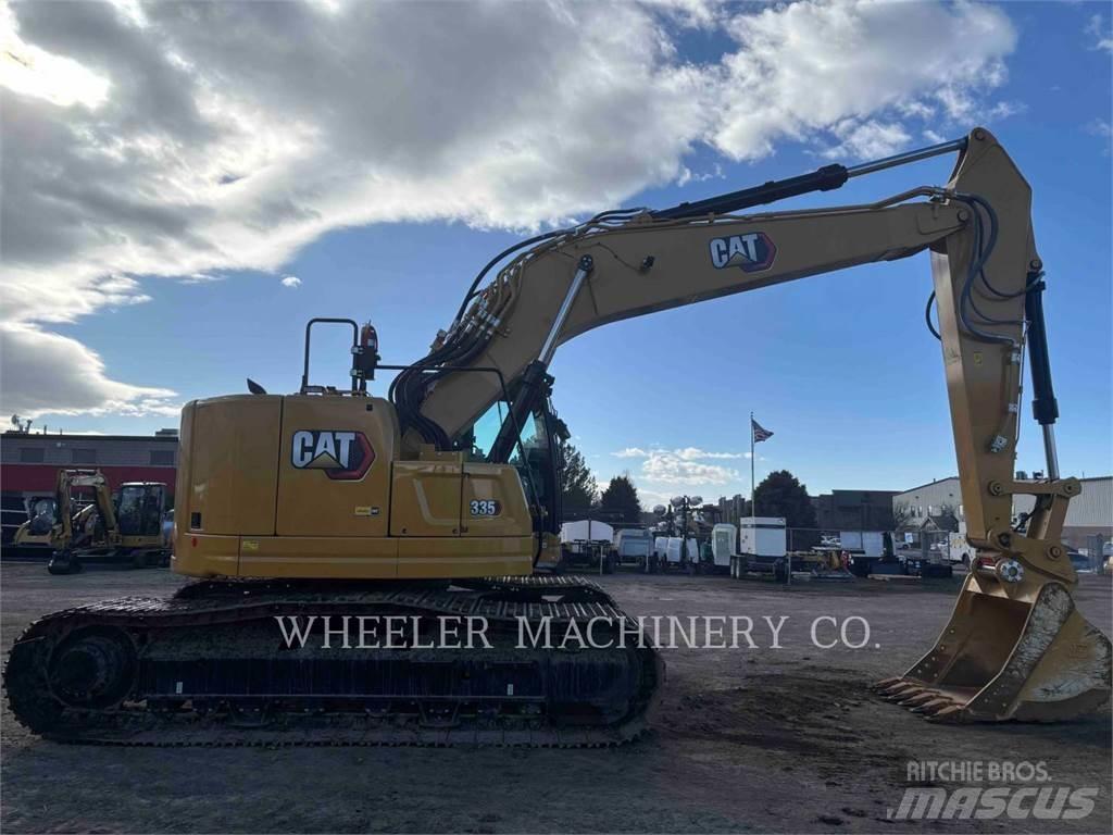 CAT 335 CF حفارات زحافة