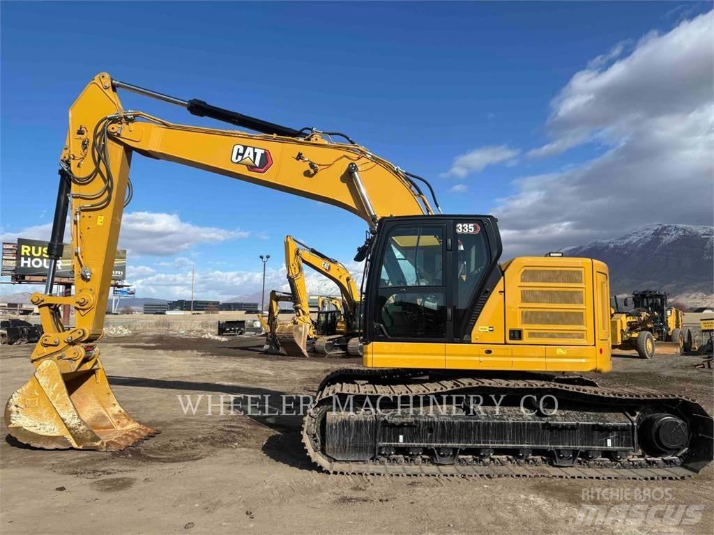 CAT 335 CF حفارات زحافة
