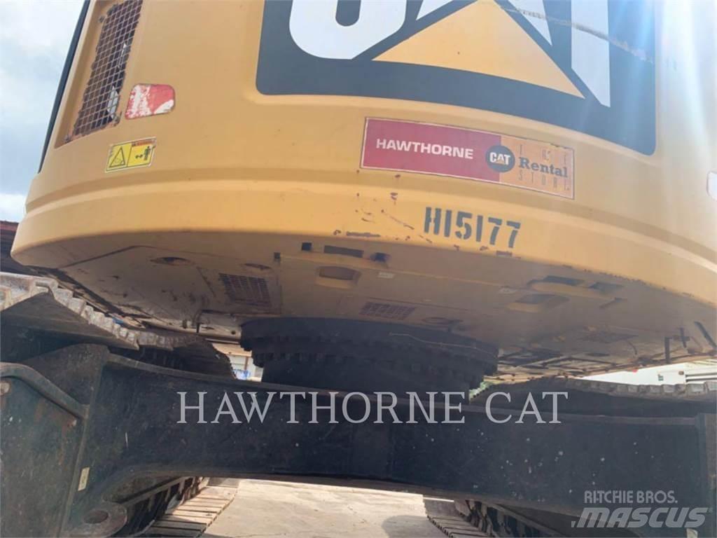 CAT 335F CR حفارات زحافة