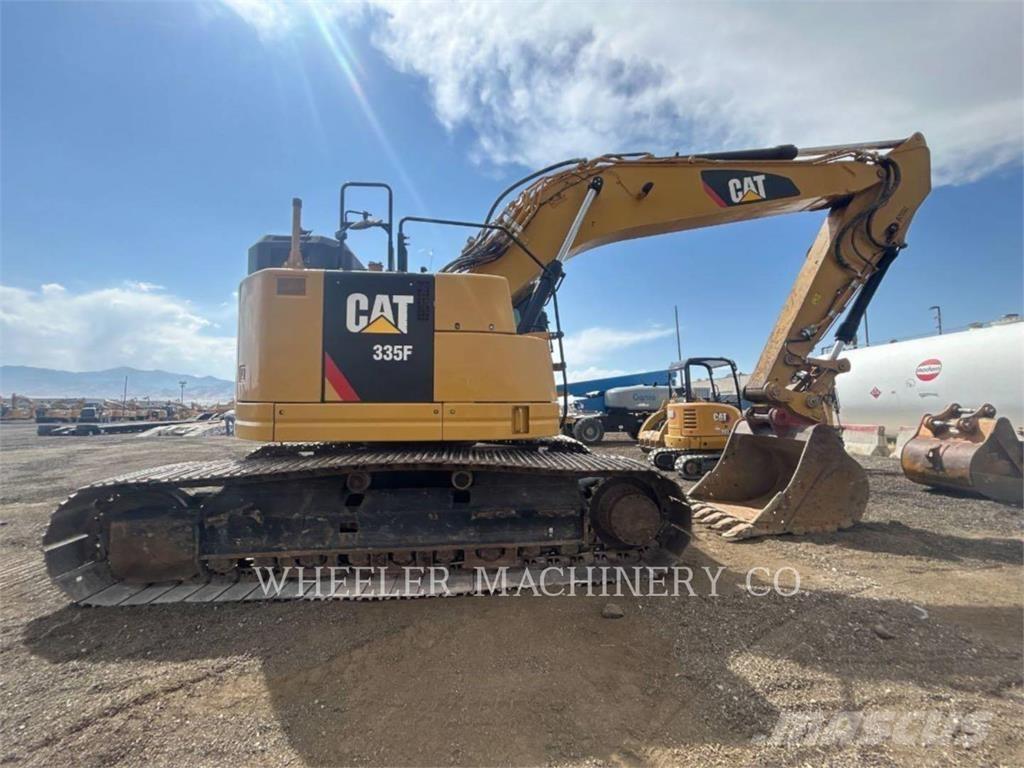 CAT 335F CR CF حفارات زحافة