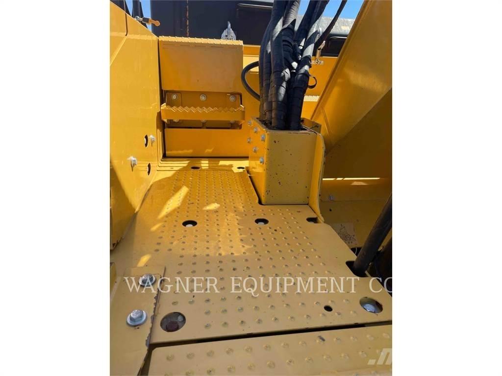 CAT 335FL TCRB حفارات زحافة