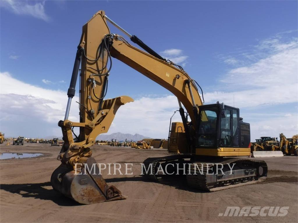 CAT 335FLCR حفارات زحافة