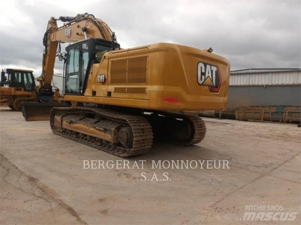 CAT 336 حفارات زحافة