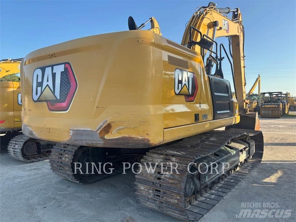 CAT 336 حفارات زحافة