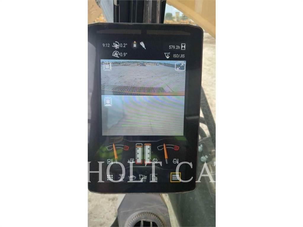 CAT 336 حفارات زحافة