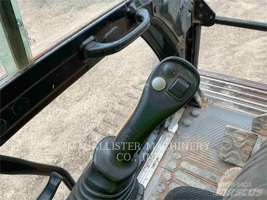 CAT 336 حفارات زحافة
