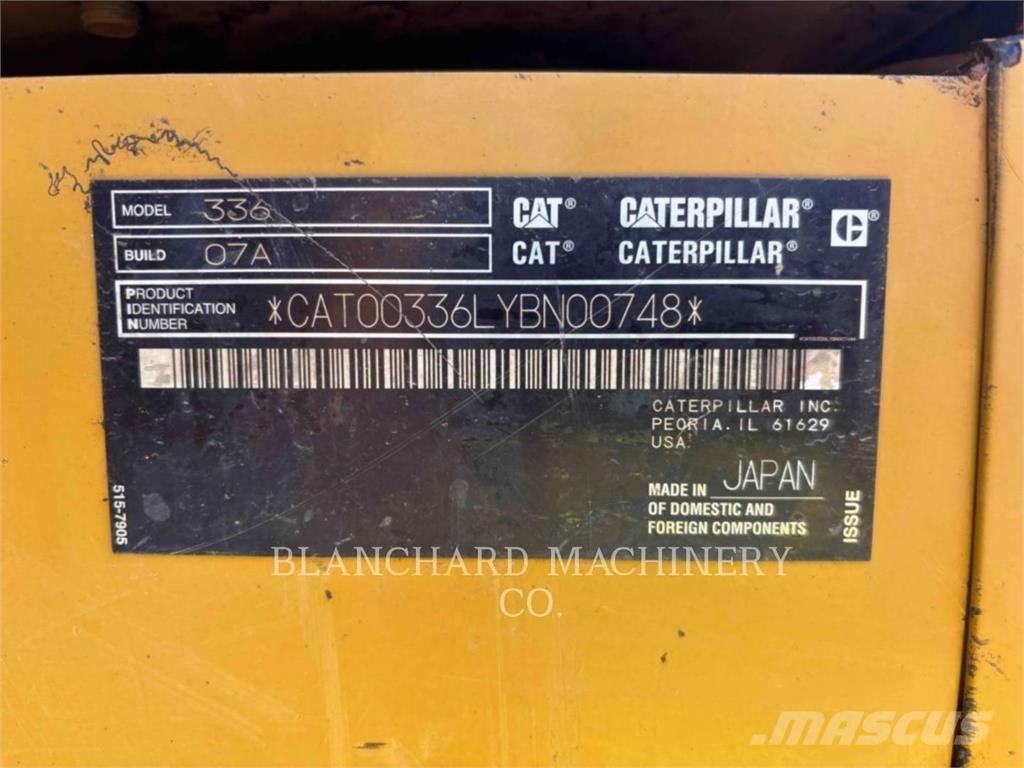 CAT 336 حفارات زحافة