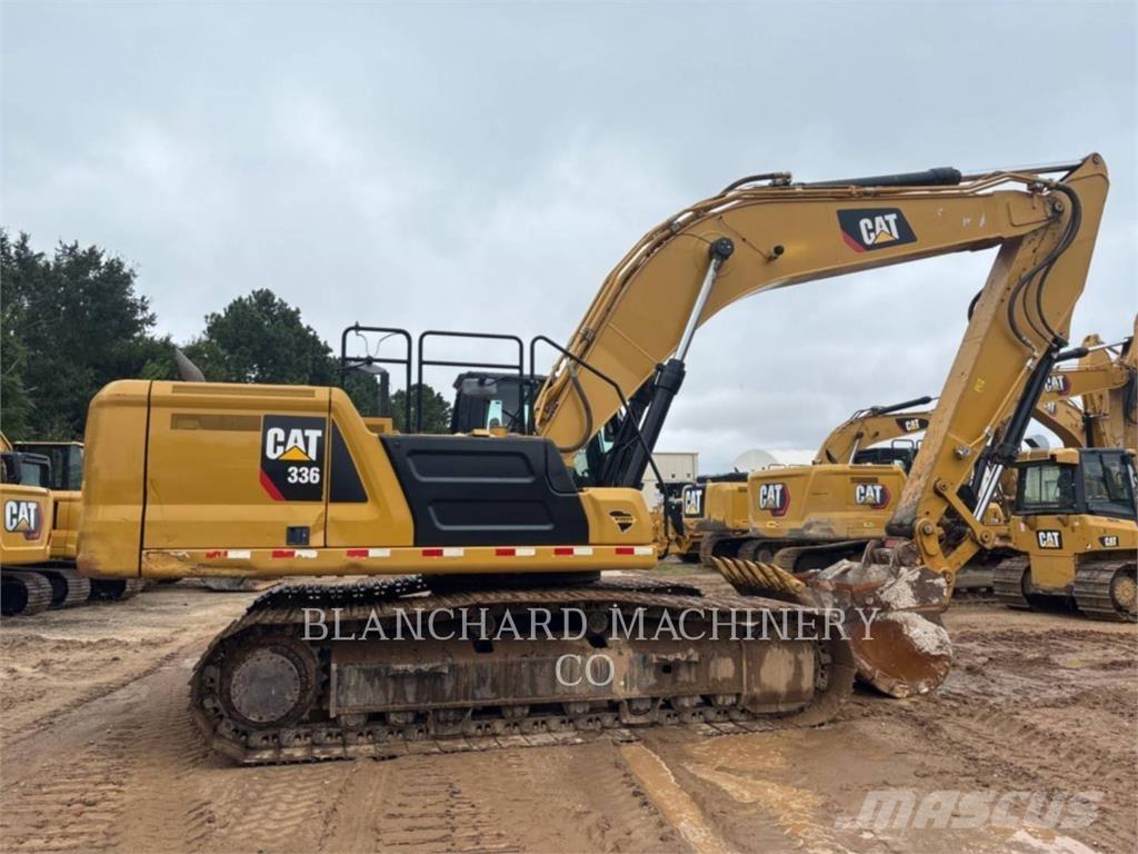 CAT 336 حفارات زحافة