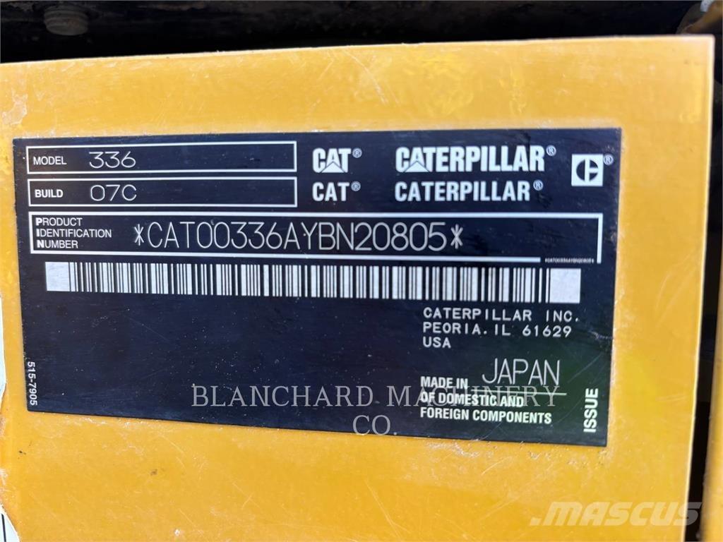 CAT 336 حفارات زحافة