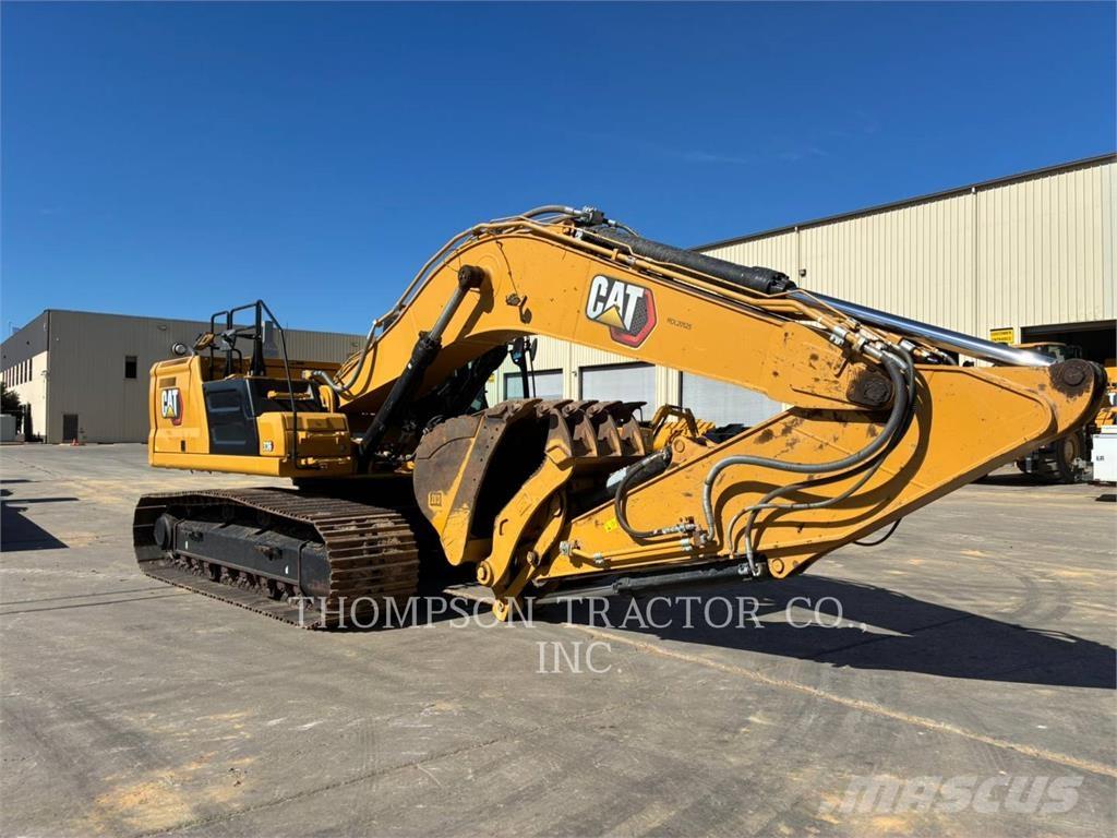 CAT 336 حفارات زحافة