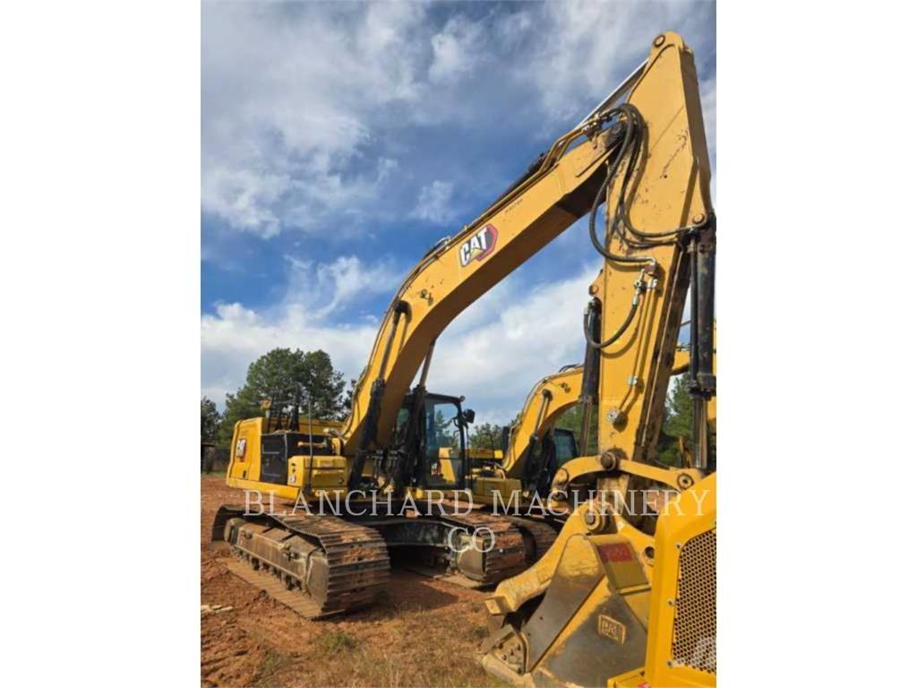 CAT 336 حفارات زحافة
