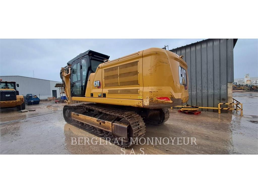 CAT 336 حفارات زحافة