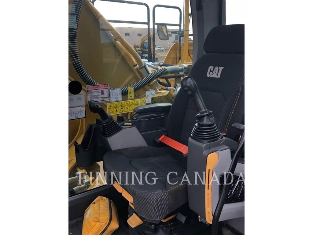 CAT 336-07 حفارات زحافة