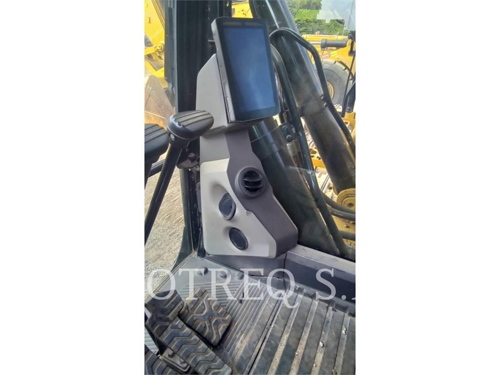 CAT 336-07 حفارات زحافة