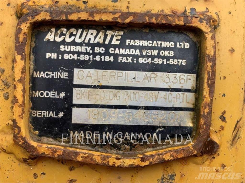 CAT 336-07 حفارات زحافة