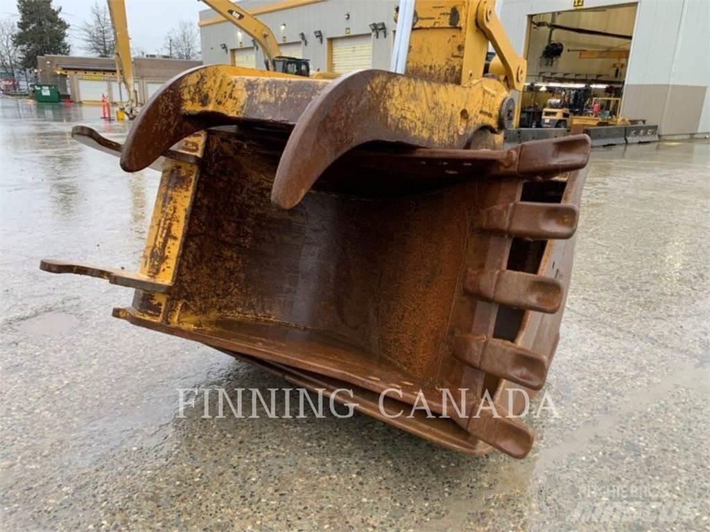 CAT 336-07 حفارات زحافة