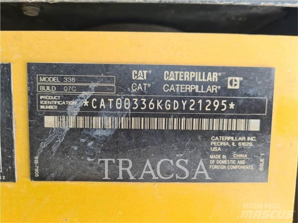 CAT 336-07 حفارات زحافة