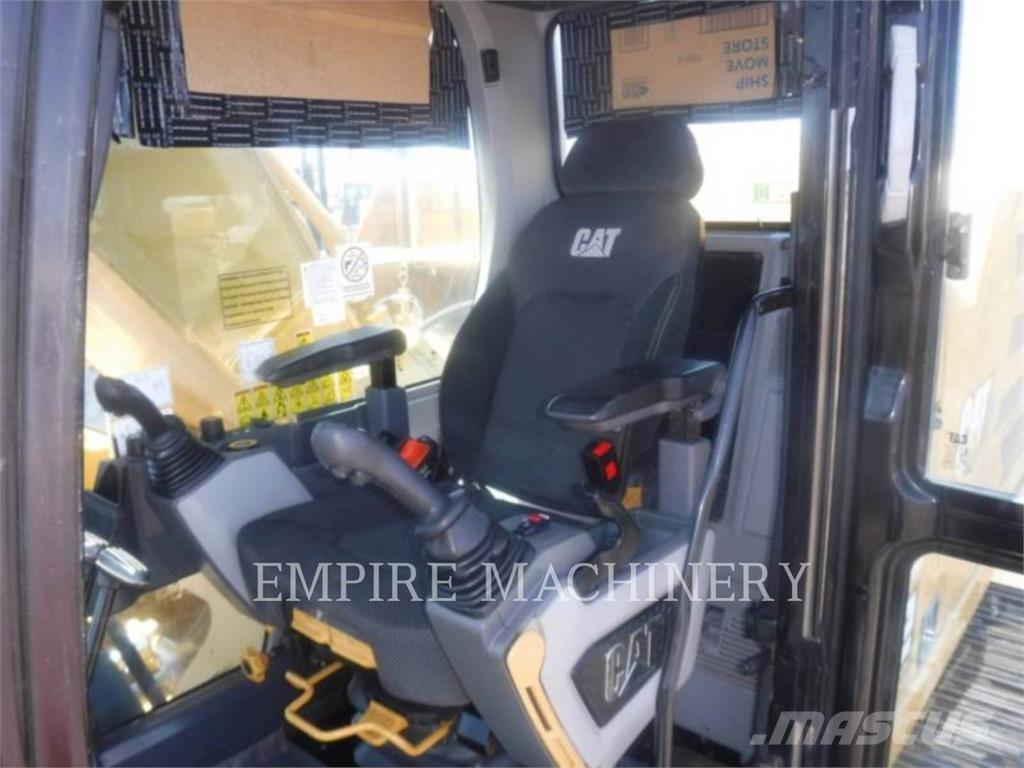 CAT 336-07 حفارات زحافة