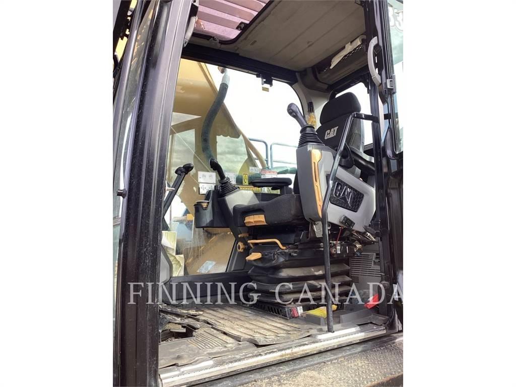 CAT 336-07 حفارات زحافة