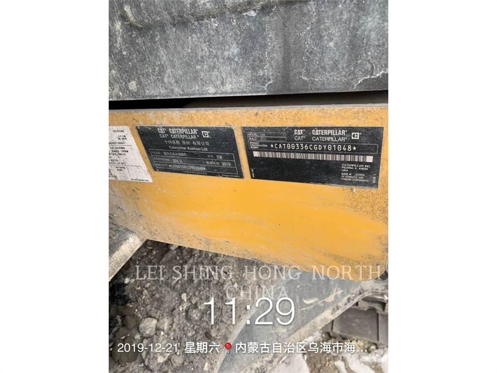 CAT 336-07 حفارات زحافة