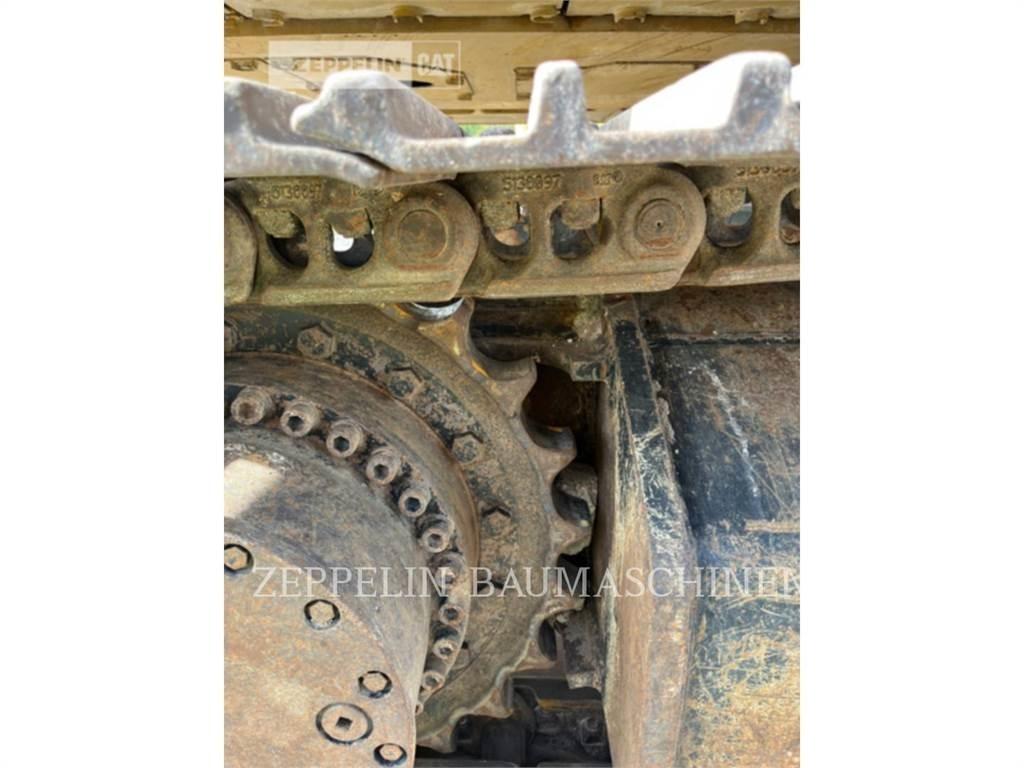 CAT 336-07A حفارات زحافة