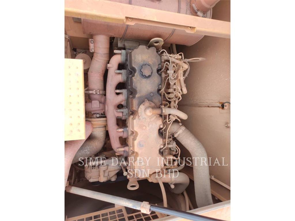 CAT 336-07GC حفارات زحافة