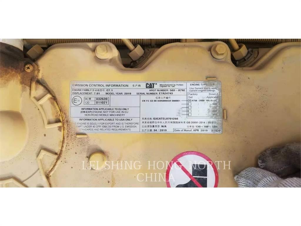 CAT 336-07GC حفارات زحافة