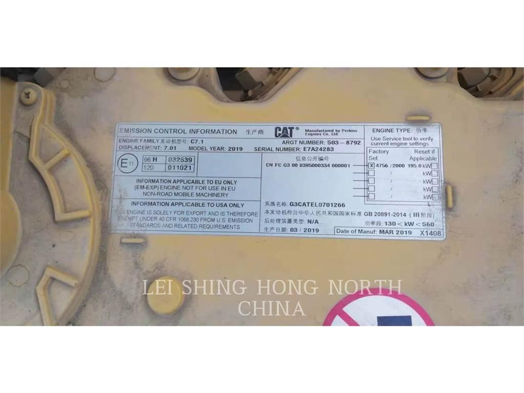 CAT 336-07GC حفارات زحافة