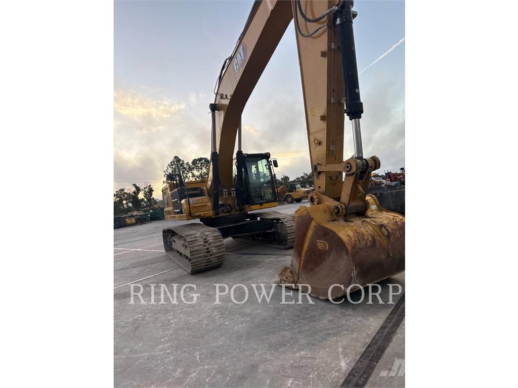 CAT 336-08 حفارات زحافة