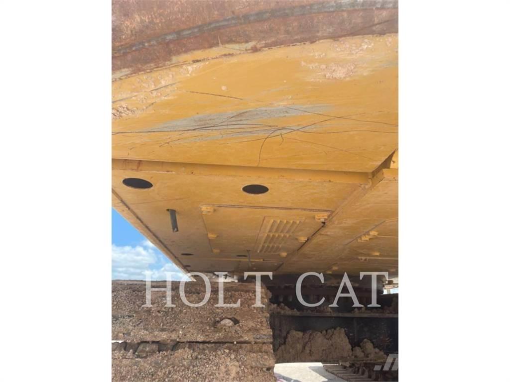CAT 336 10 TC حفارات زحافة