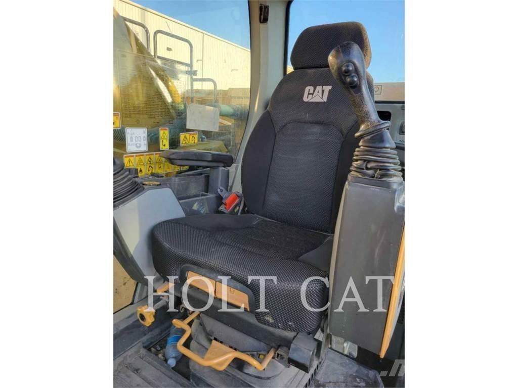 CAT 336 10 TC حفارات زحافة