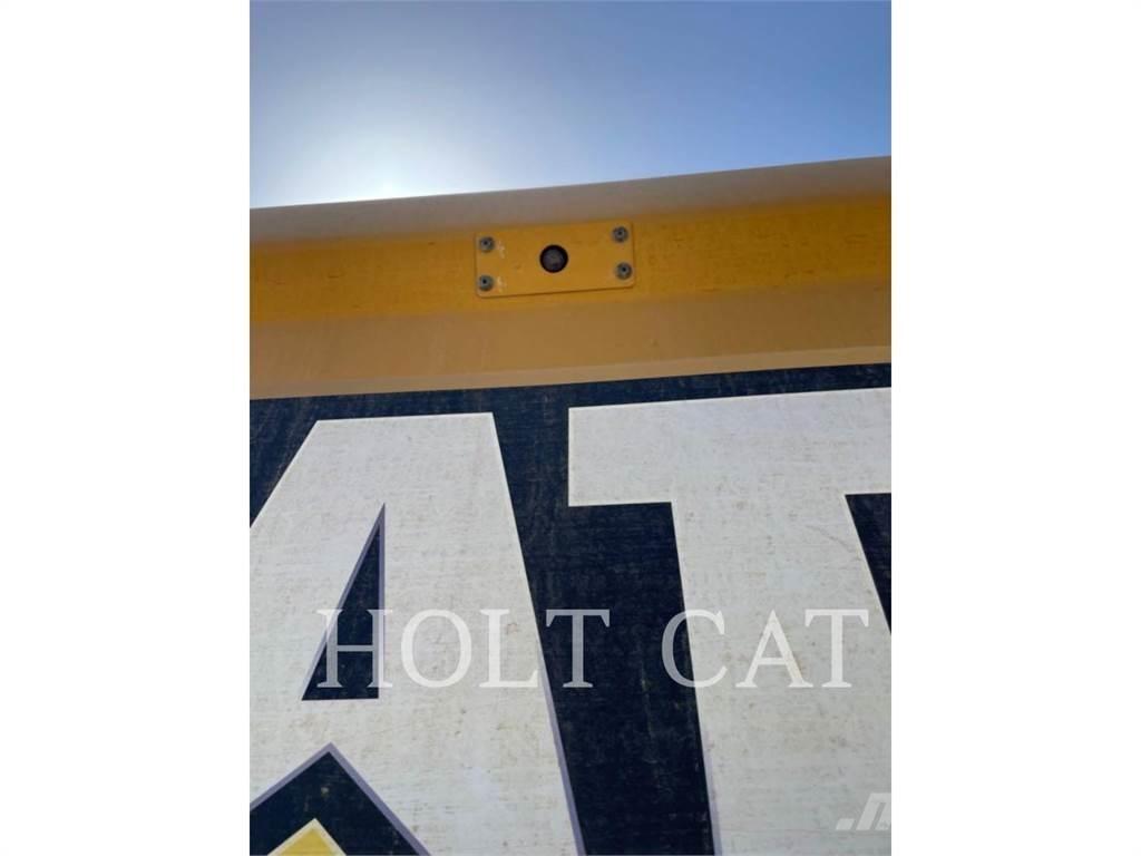 CAT 336 10 TC حفارات زحافة