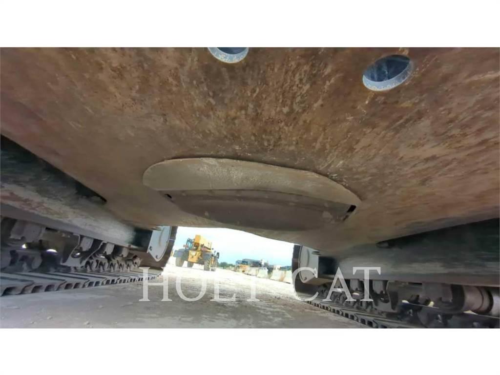 CAT 336 10 TC حفارات زحافة