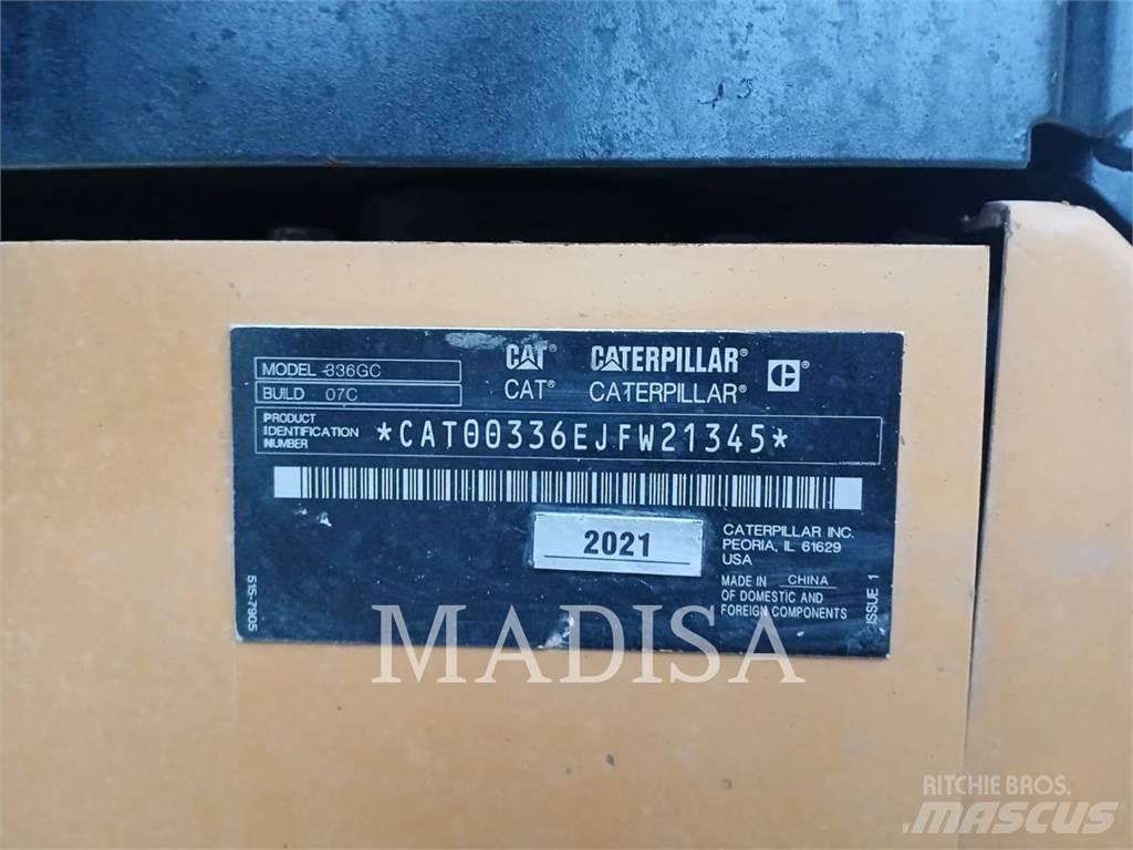 CAT 336 GC حفارات زحافة