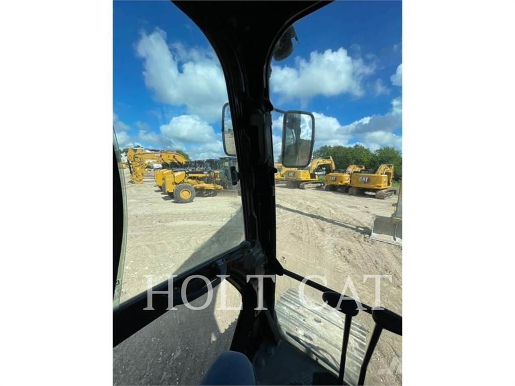 CAT 336 LRF حفارات زحافة