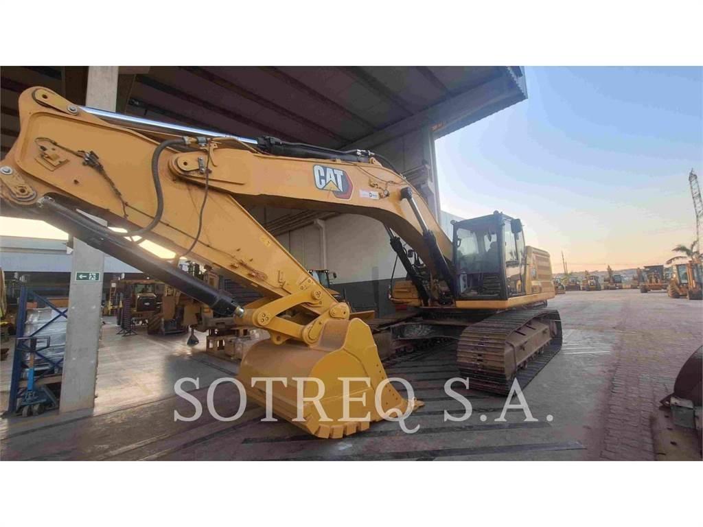 CAT 33607 حفارات زحافة