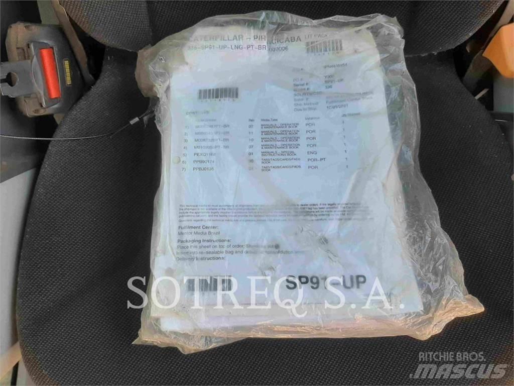 CAT 33607 حفارات زحافة