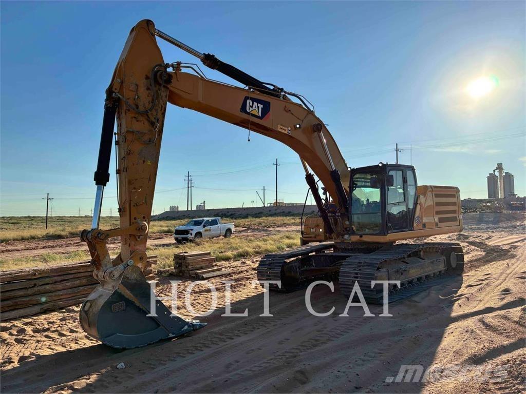 CAT 33607 حفارات زحافة