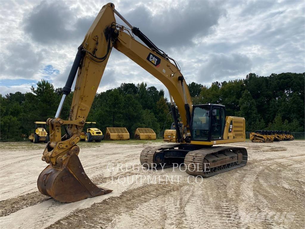 CAT 33607 حفارات زحافة