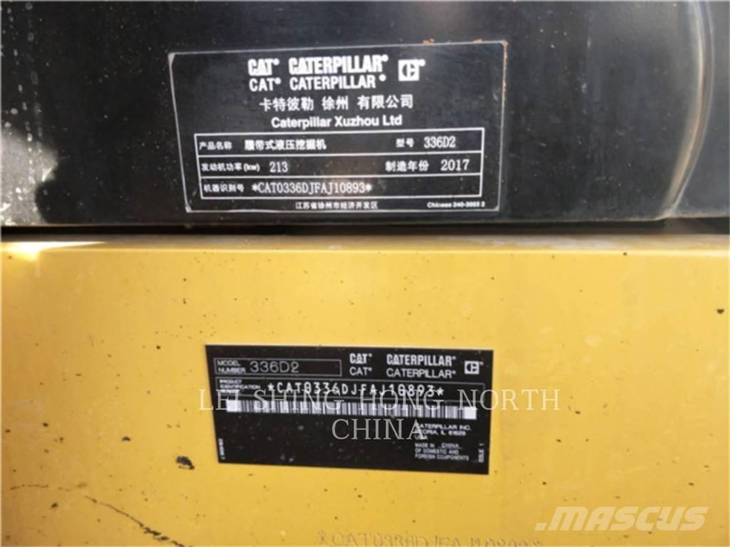 CAT 336D2 حفارات زحافة
