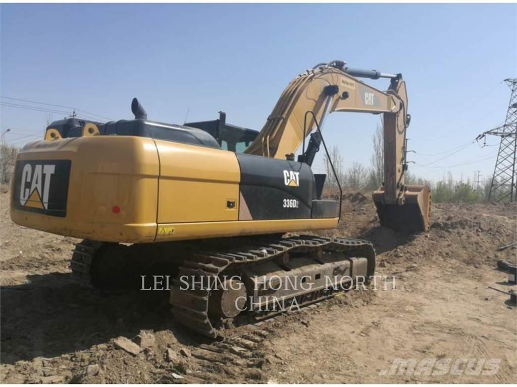 CAT 336D2 حفارات زحافة