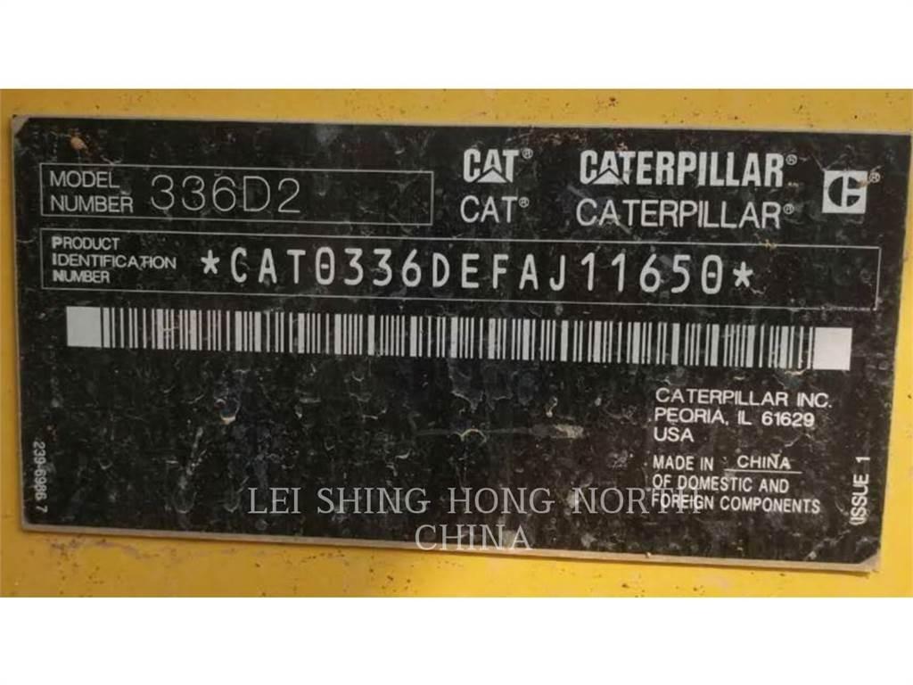 CAT 336D2 حفارات زحافة