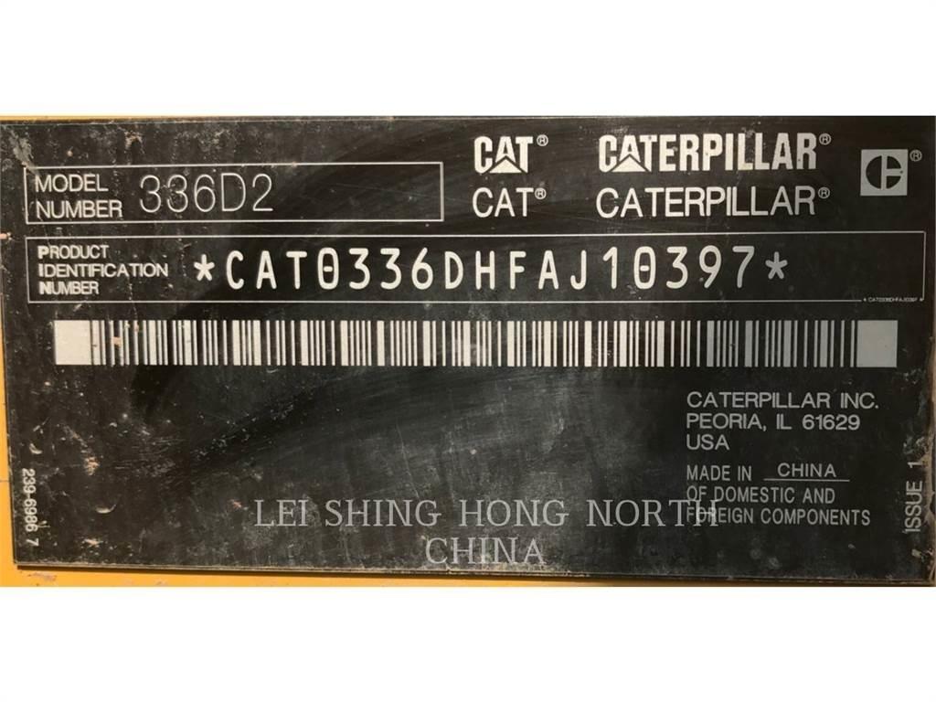 CAT 336D2 حفارات زحافة