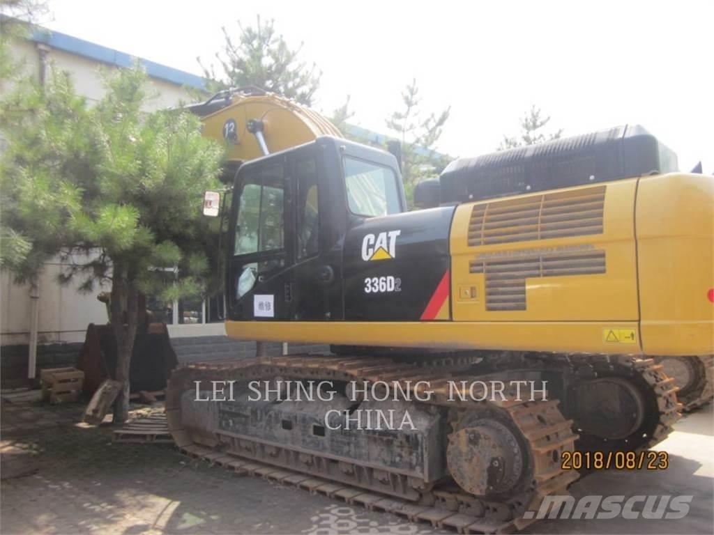 CAT 336D2 حفارات زحافة
