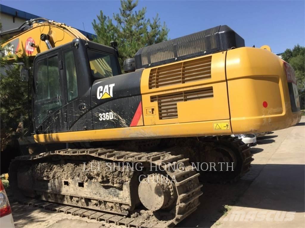 CAT 336D2 حفارات زحافة