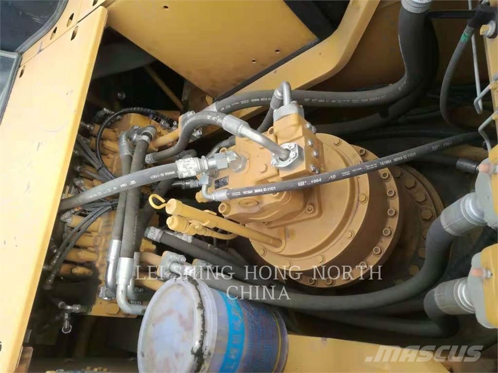 CAT 336D2 حفارات زحافة