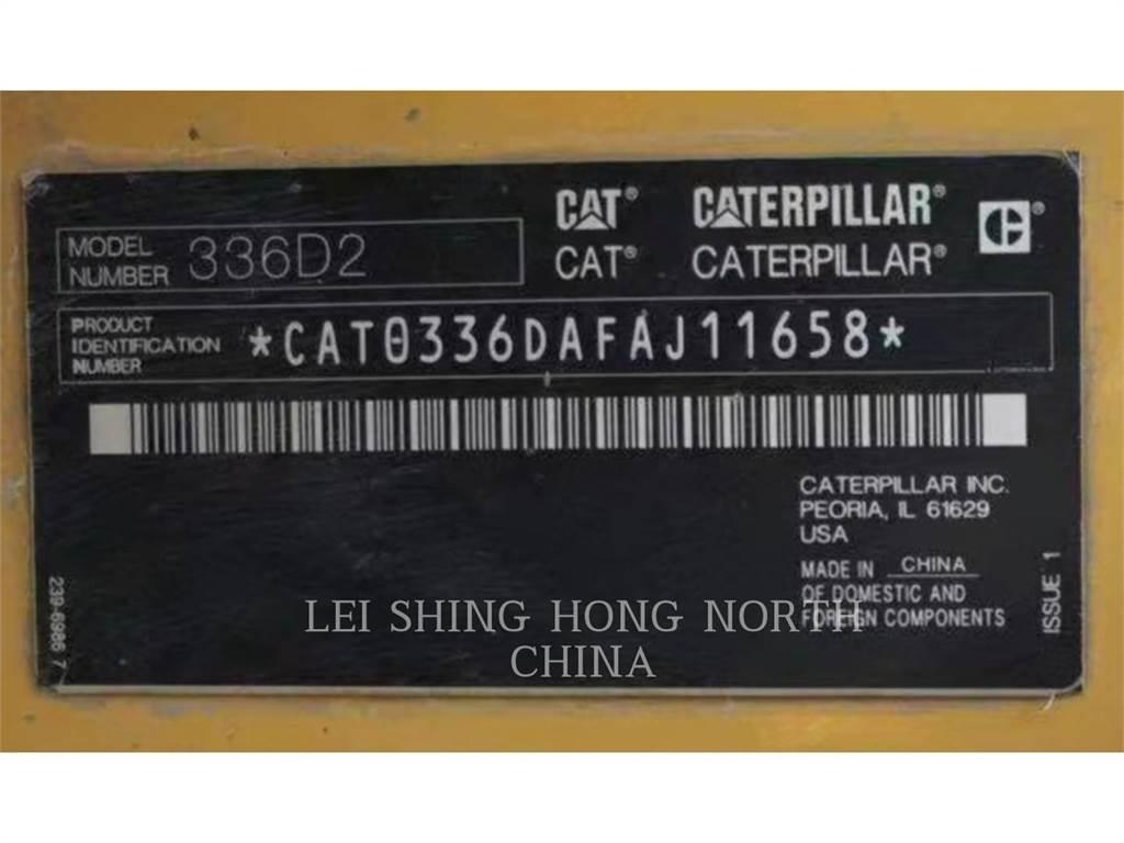 CAT 336D2 حفارات زحافة