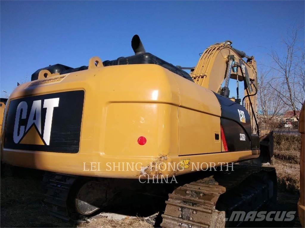 CAT 336D2 حفارات زحافة