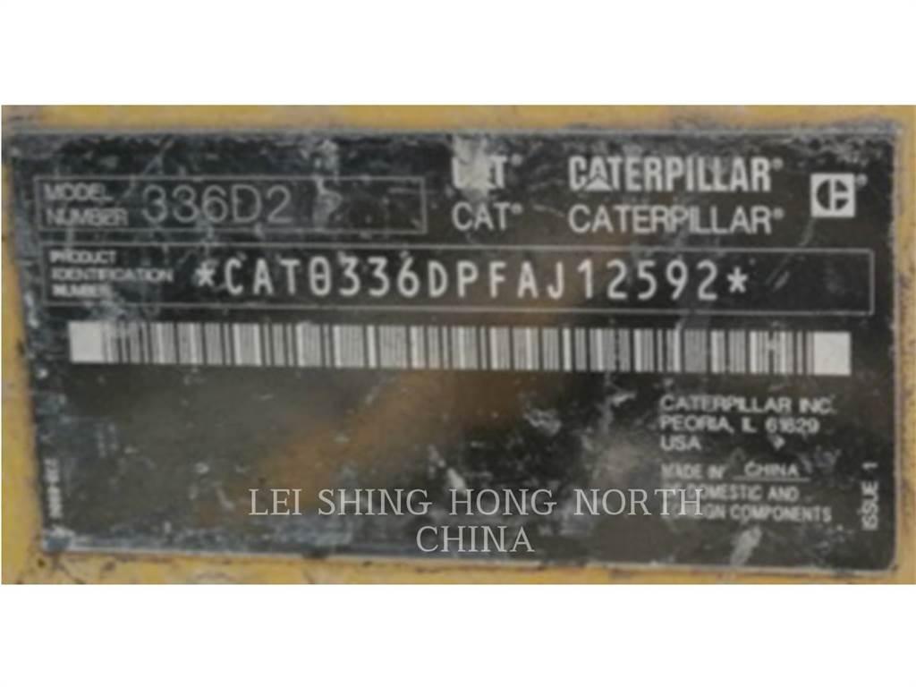 CAT 336D2 حفارات زحافة